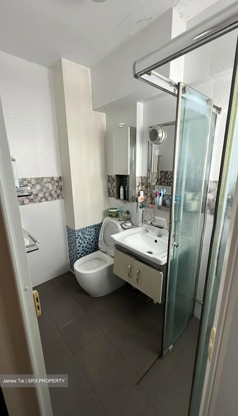 Blk 760 Jurong West Street 74 (Jurong West), HDB Executive #528683601